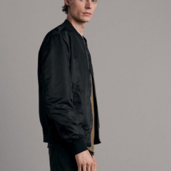 Rag & Bone Manston Recycled Nylon Bomber
Classic Fit Jacket - Picture 6 of 6